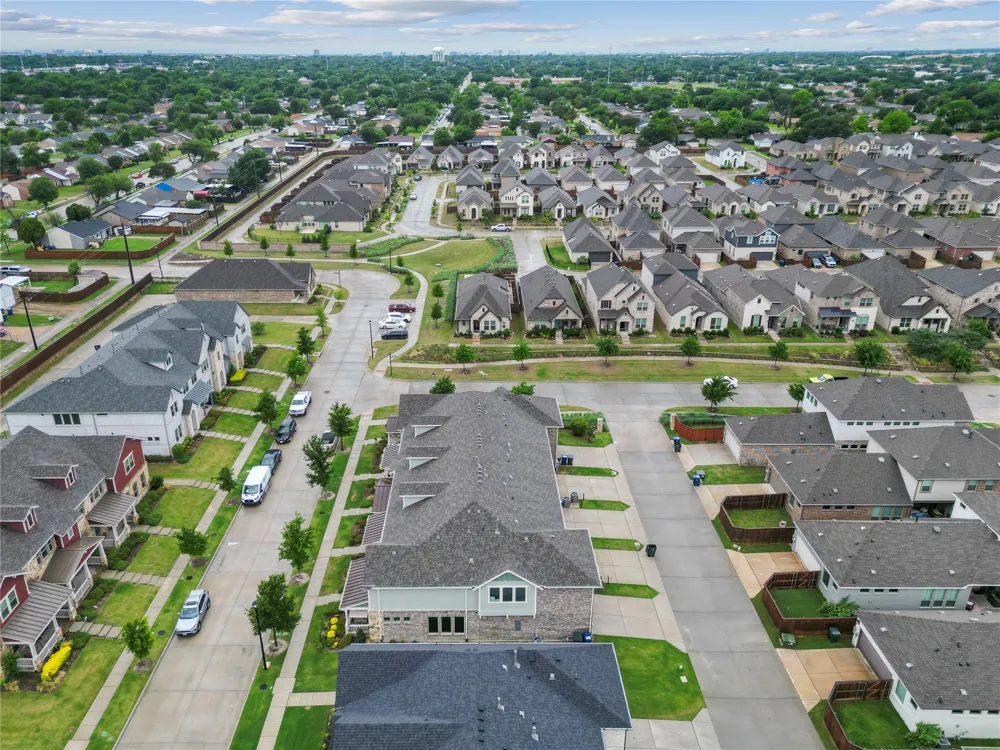 2653 Settlers Place Garland, TX 75042