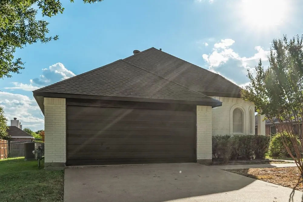 533 Bowie Street Forney, TX 75126