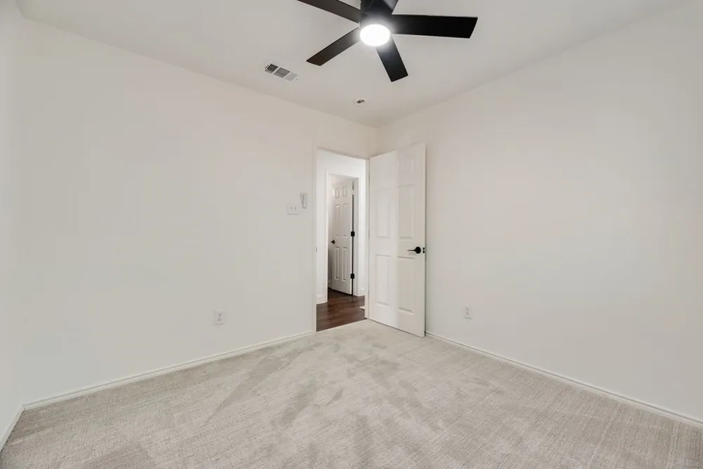 533 Bowie Street Forney, TX 75126
