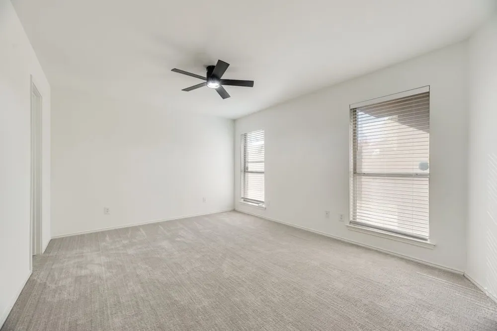 533 Bowie Street Forney, TX 75126