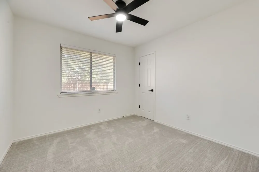 533 Bowie Street Forney, TX 75126