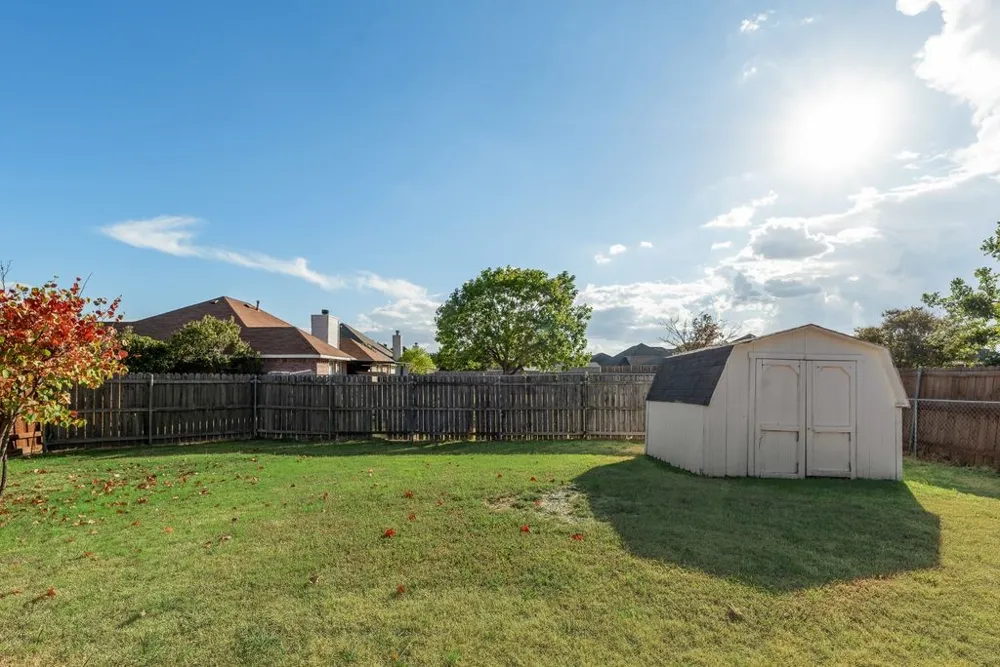 533 Bowie Street Forney, TX 75126