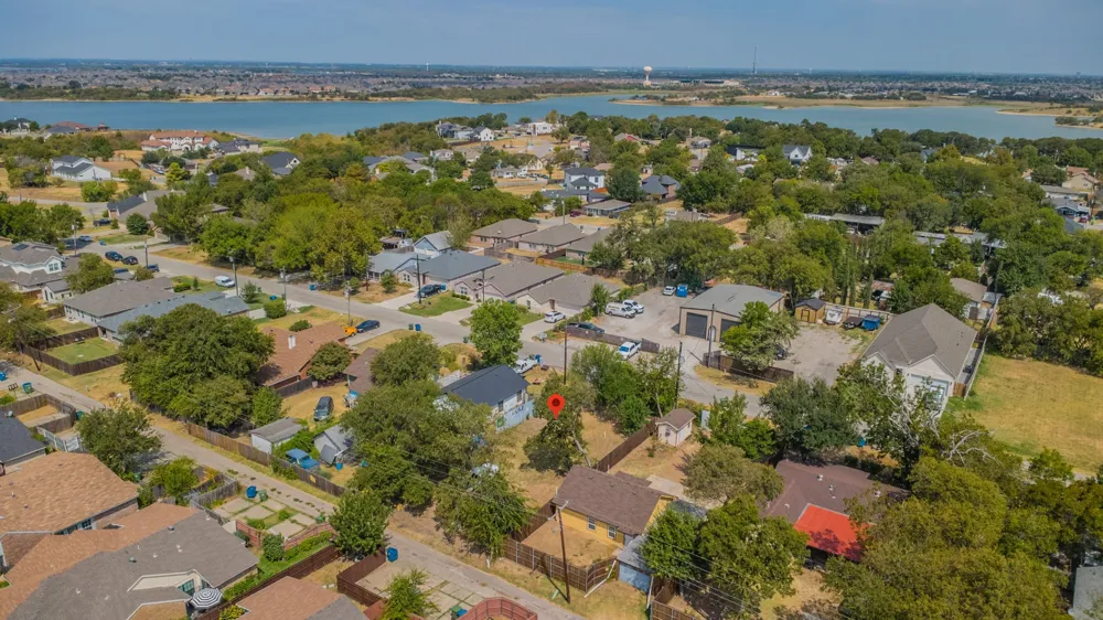 4534 W Lake Highlands Drive The Colony, TX 75056