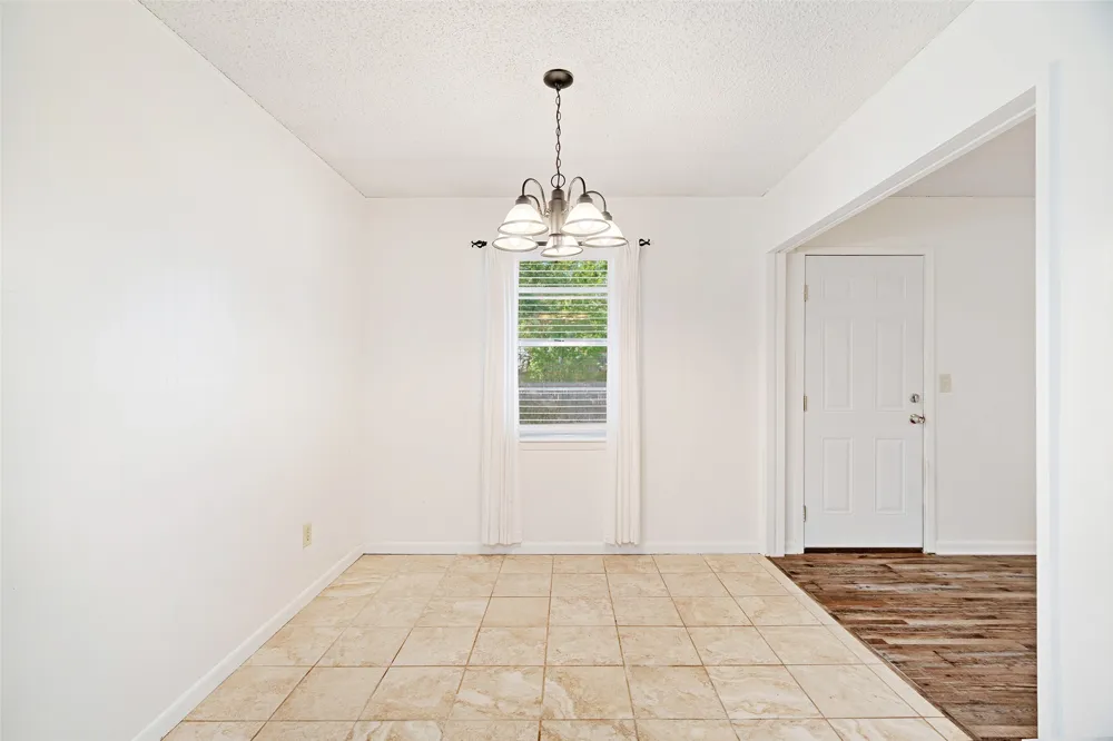 3475 Vagas Drive Paris, TX 75462