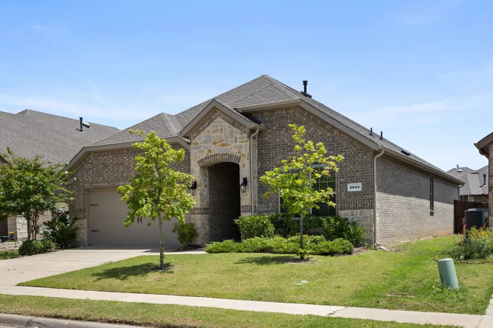 2045 Tahoka Lane Heath, TX 75126