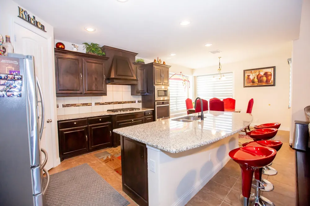 1002 Nail Lane Euless, TX 76040