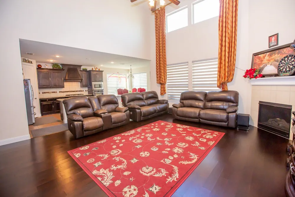 1002 Nail Lane Euless, TX 76040