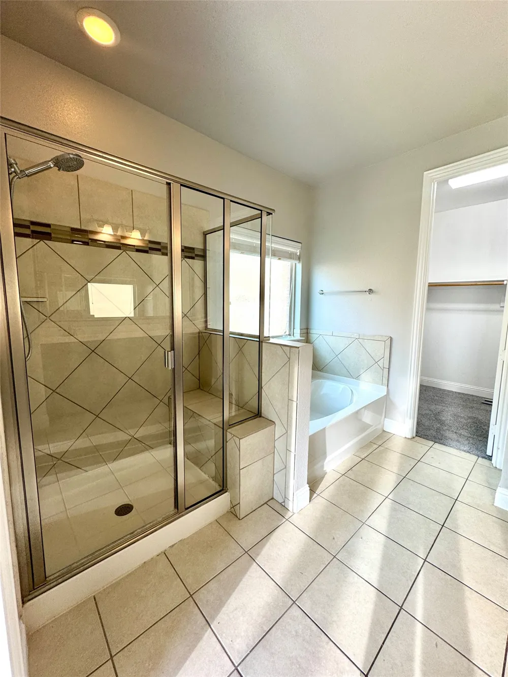 1002 Nail Lane Euless, TX 76040