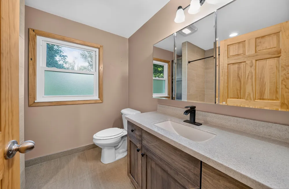 47062 Sugarbush Road Chesterfield Township, MI 48047