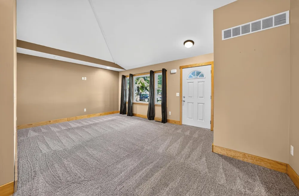 47062 Sugarbush Road Chesterfield Township, MI 48047