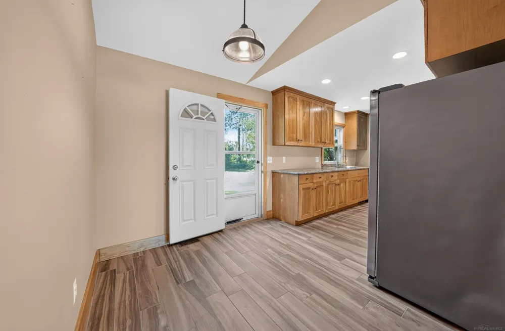 47062 Sugarbush Road Chesterfield Township, MI 48047