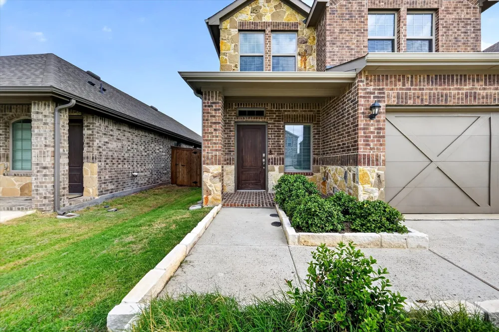 340 Willowmore Drive Little Elm, TX 75068