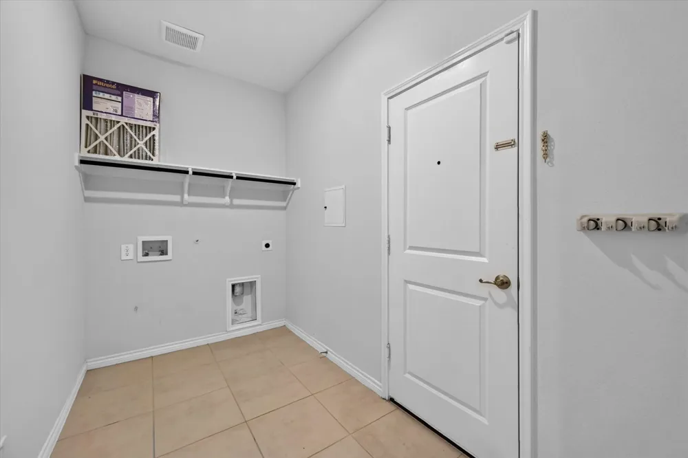 340 Willowmore Drive Little Elm, TX 75068