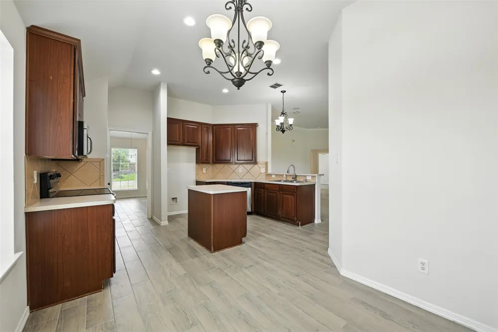 113 Shumard Drive Aledo, TX 76008