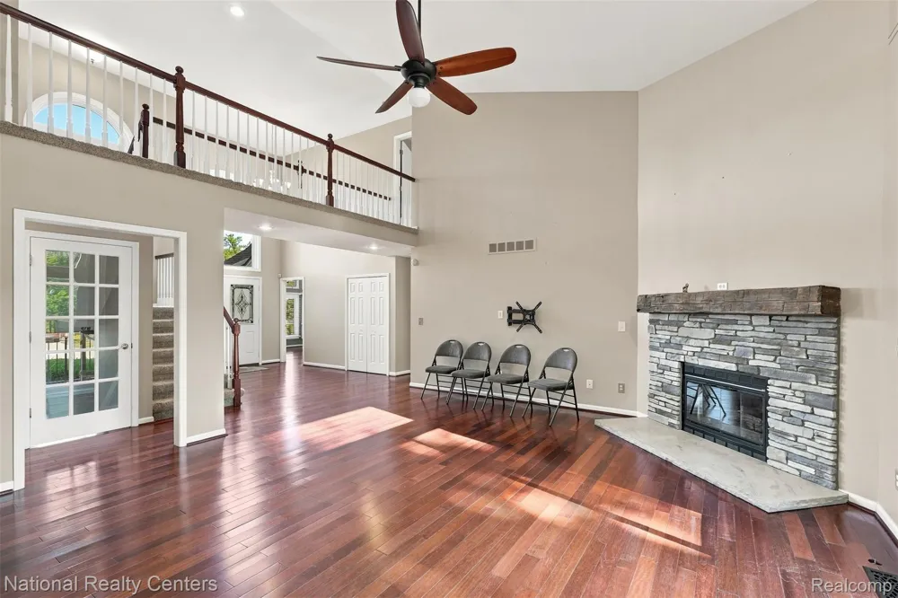 47619 Lamplighter Trail Macomb Township, MI 48044