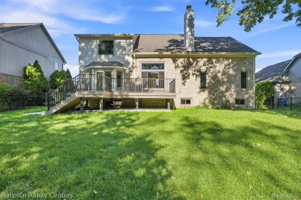 47619 Lamplighter Trail Macomb Township, MI 48044