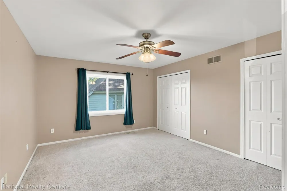 47619 Lamplighter Trail Macomb Township, MI 48044