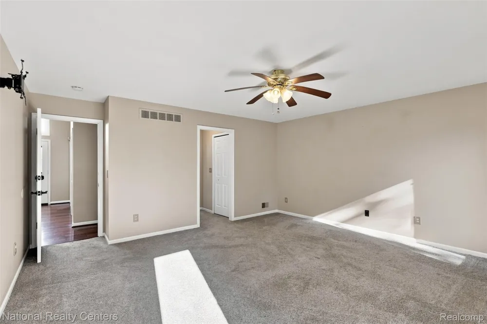 47619 Lamplighter Trail Macomb Township, MI 48044