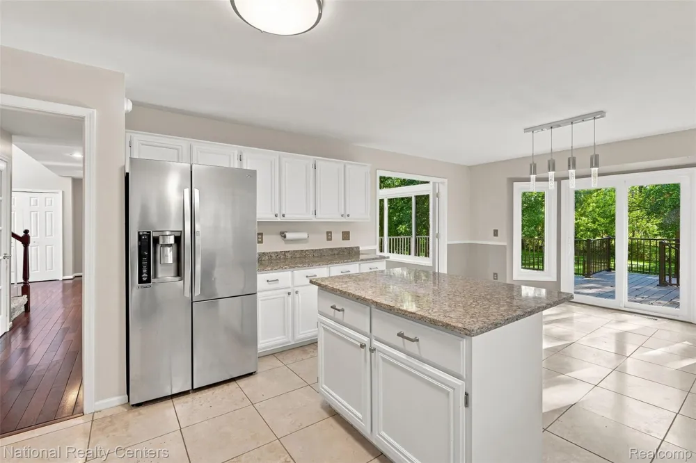 47619 Lamplighter Trail Macomb Township, MI 48044