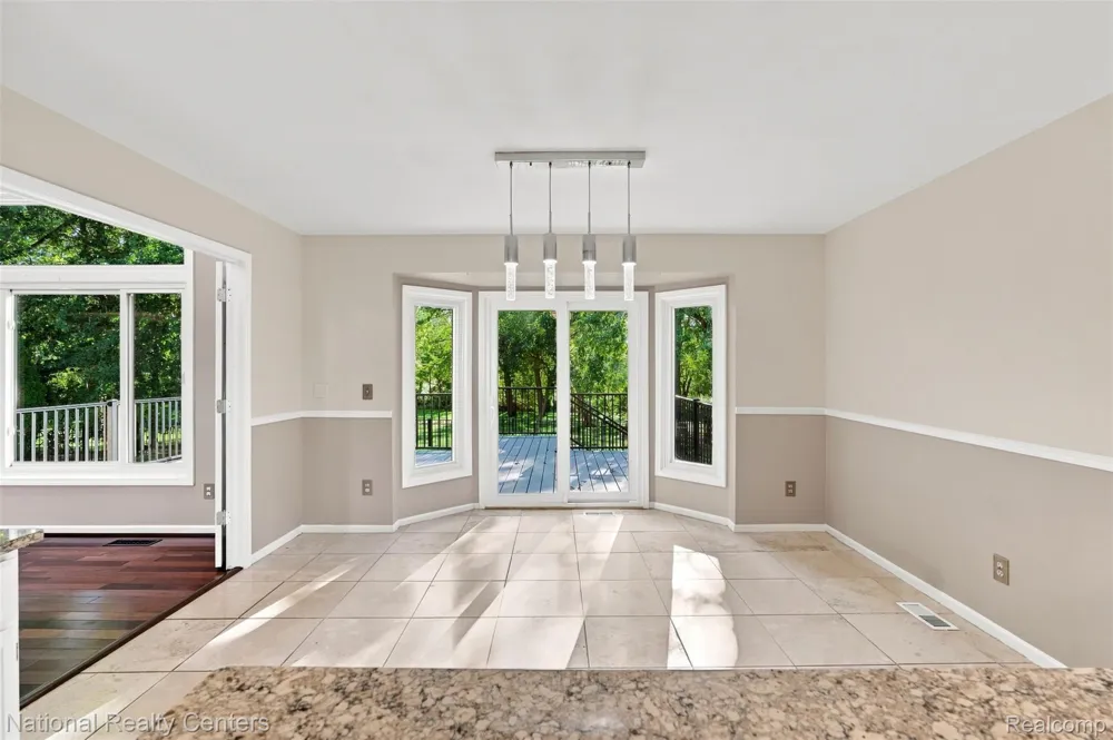 47619 Lamplighter Trail Macomb Township, MI 48044