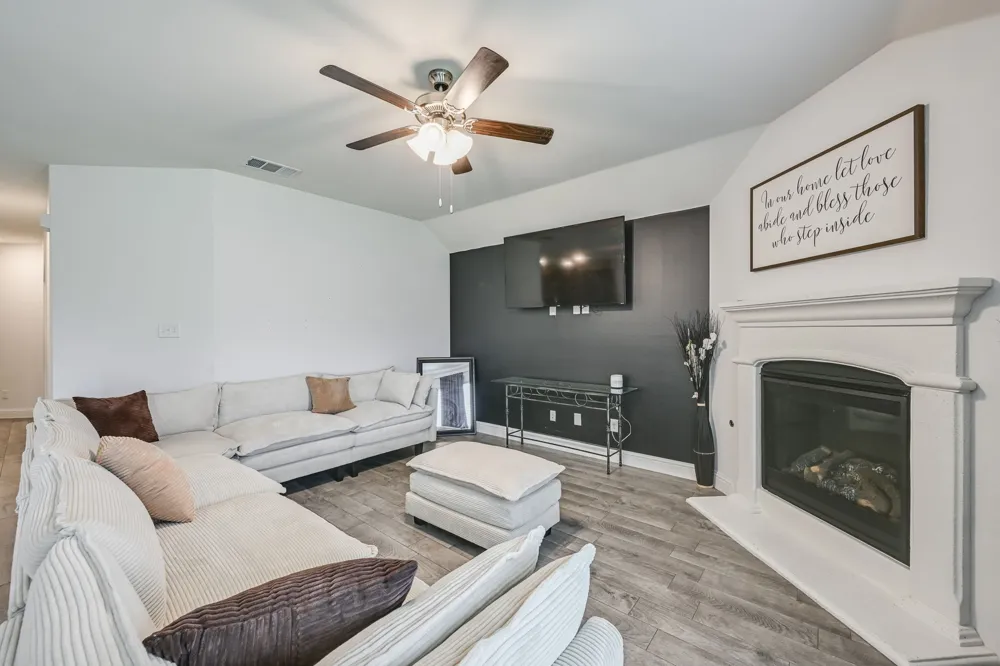 4016 Windswept Way Forney, TX 75126