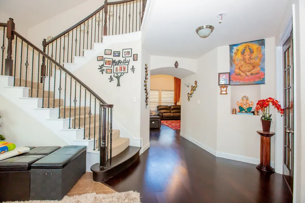 1002 Nail Lane Euless, TX 76040