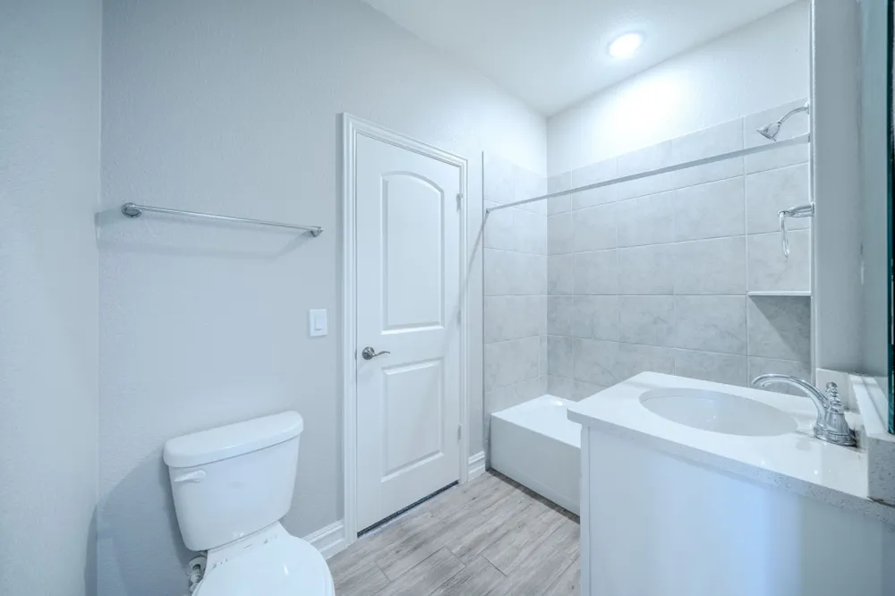 2833 Henson Lane Garland, TX 75040