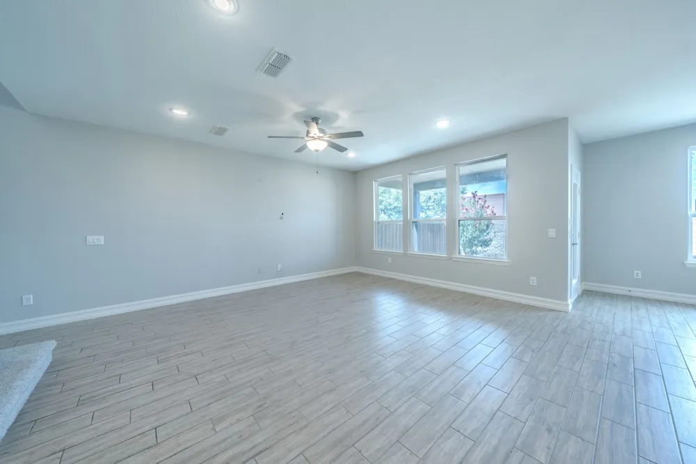 2833 Henson Lane Garland, TX 75040