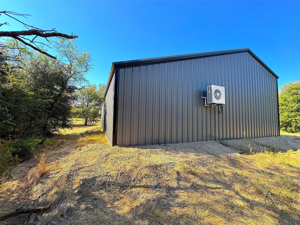438 Oak View Lane Jacksboro, TX 76458