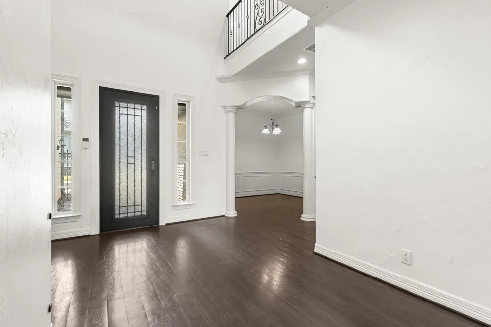 902 Saint George Place DeSoto, TX 75115