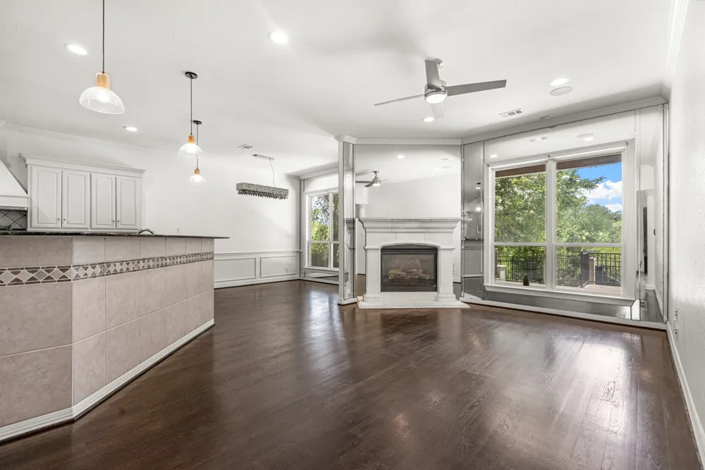 902 Saint George Place DeSoto, TX 75115
