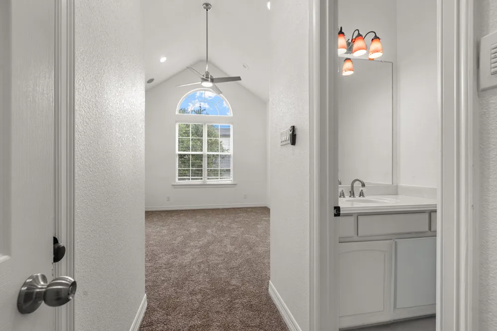 902 Saint George Place DeSoto, TX 75115