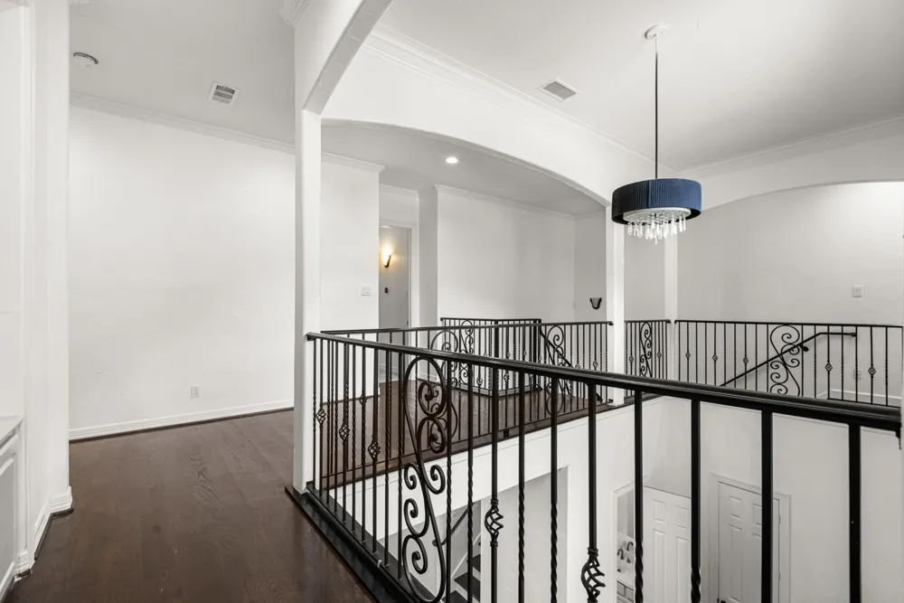 902 Saint George Place DeSoto, TX 75115
