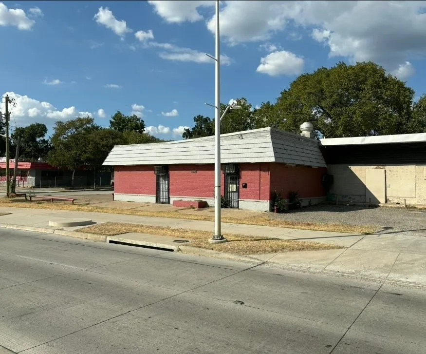 4606 Botham Jean Boulevard Dallas, TX 75215