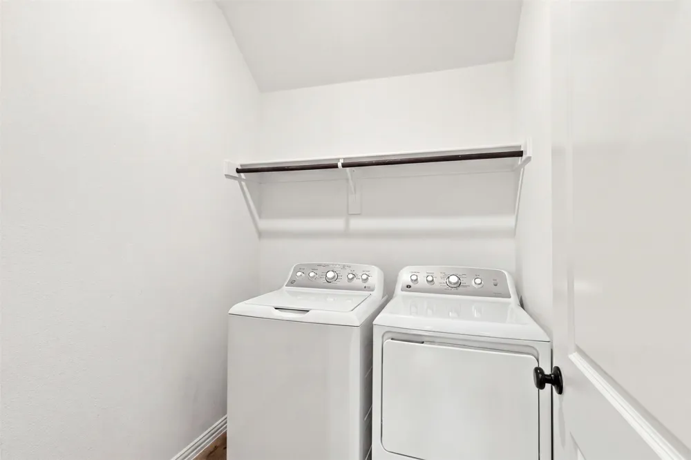 1308 Parkdale Street Forney, TX 75126