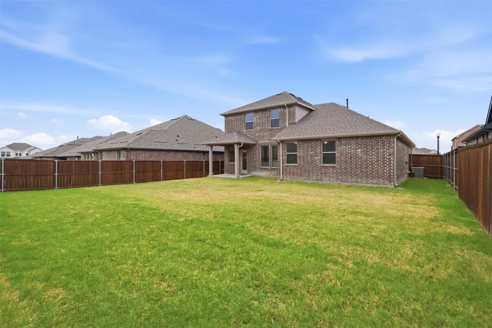 1308 Parkdale Street Forney, TX 75126