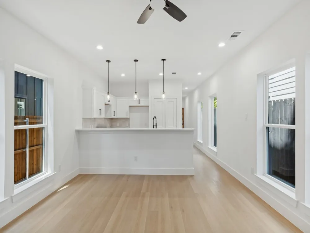 2206 Dyson Street Dallas, TX 75215