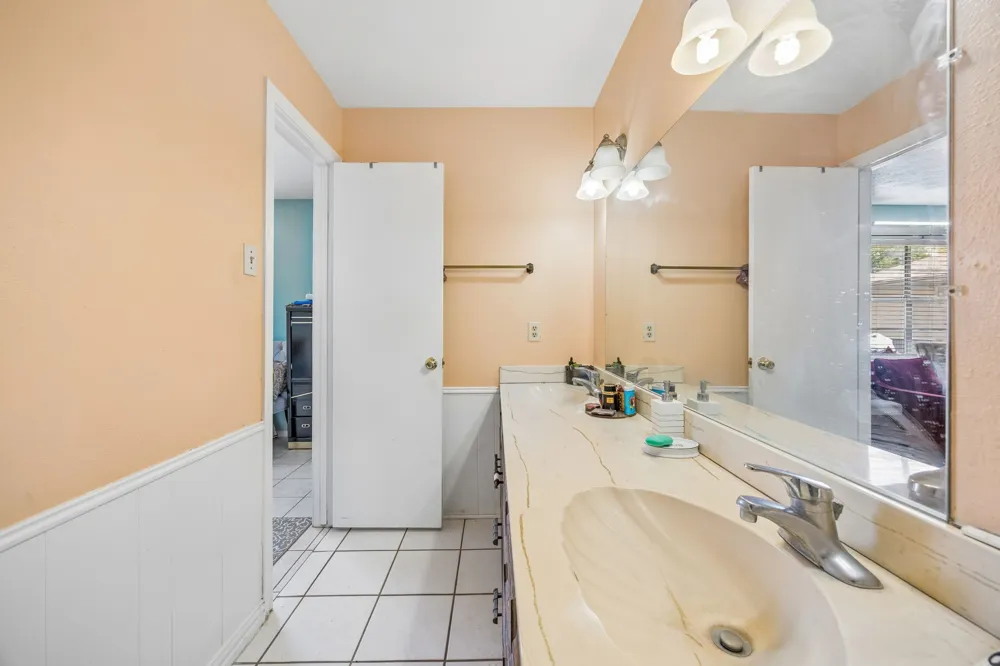 1701 East Spring Valley Road Richardson, TX 75081