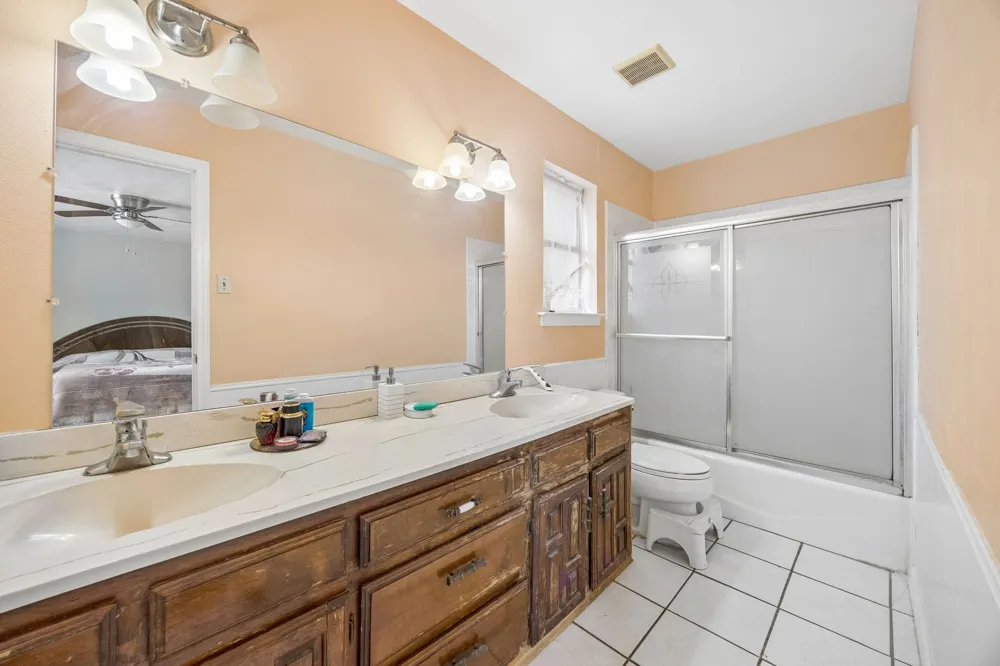 1701 East Spring Valley Road Richardson, TX 75081