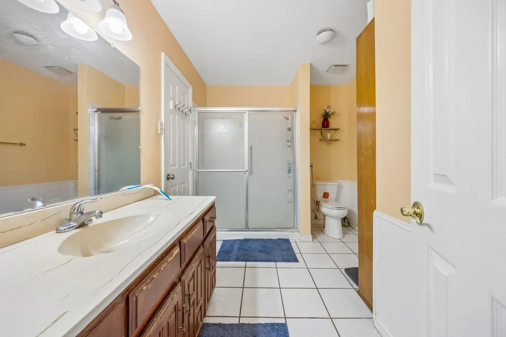 1701 East Spring Valley Road Richardson, TX 75081