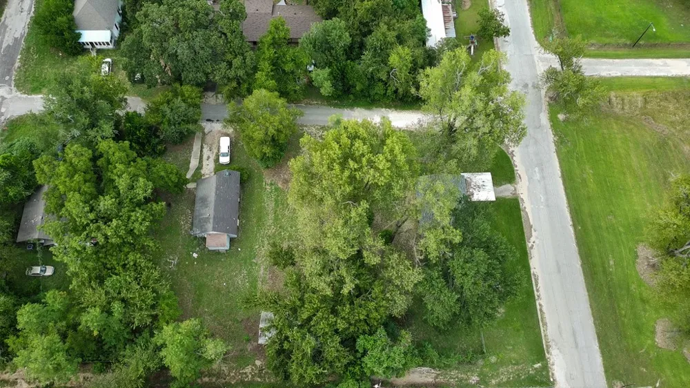 706 Spruce Street Teague, TX 75860