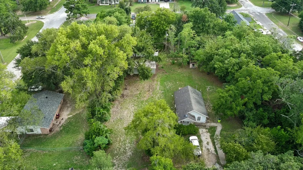 706 Spruce Street Teague, TX 75860