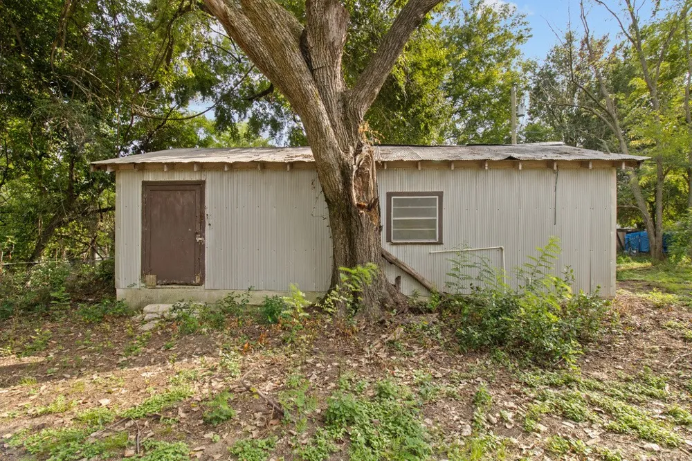 706 Spruce Street Teague, TX 75860