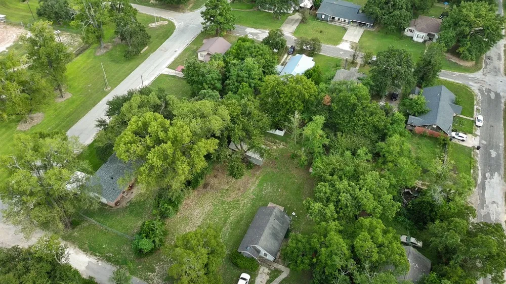 706 Spruce Street Teague, TX 75860