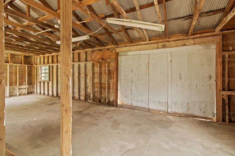 706 Spruce Street Teague, TX 75860