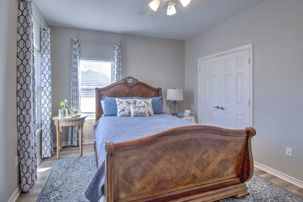 1321 Kiowa Drive E Lake Kiowa, TX 76240