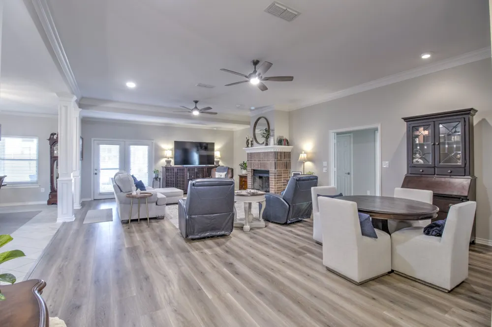 1321 Kiowa Drive E Lake Kiowa, TX 76240