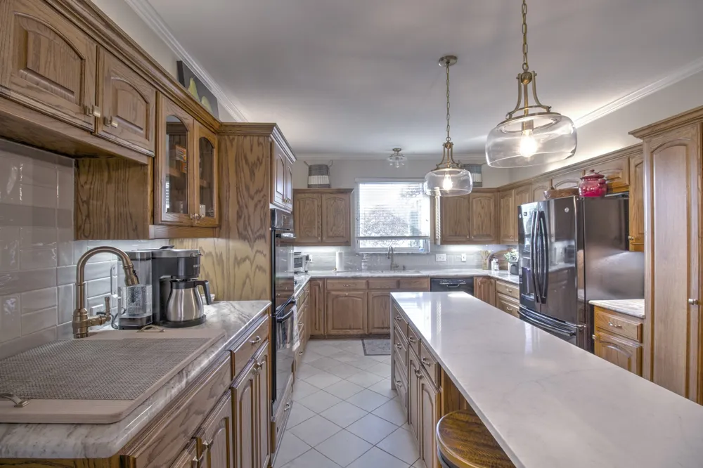 1321 Kiowa Drive E Lake Kiowa, TX 76240