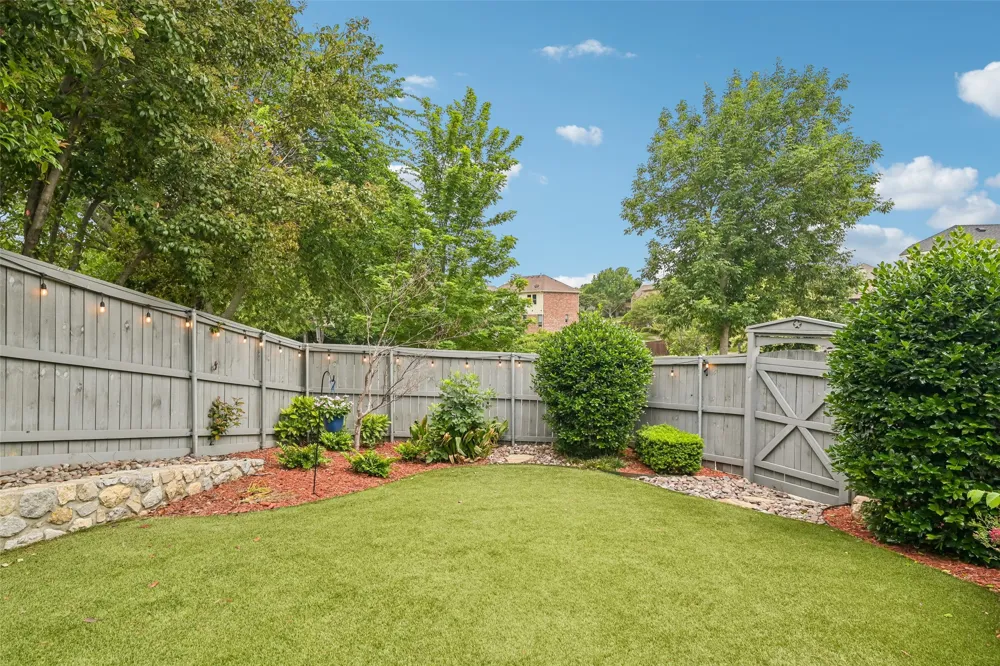 2928 Newport Drive Rockwall, TX 75032