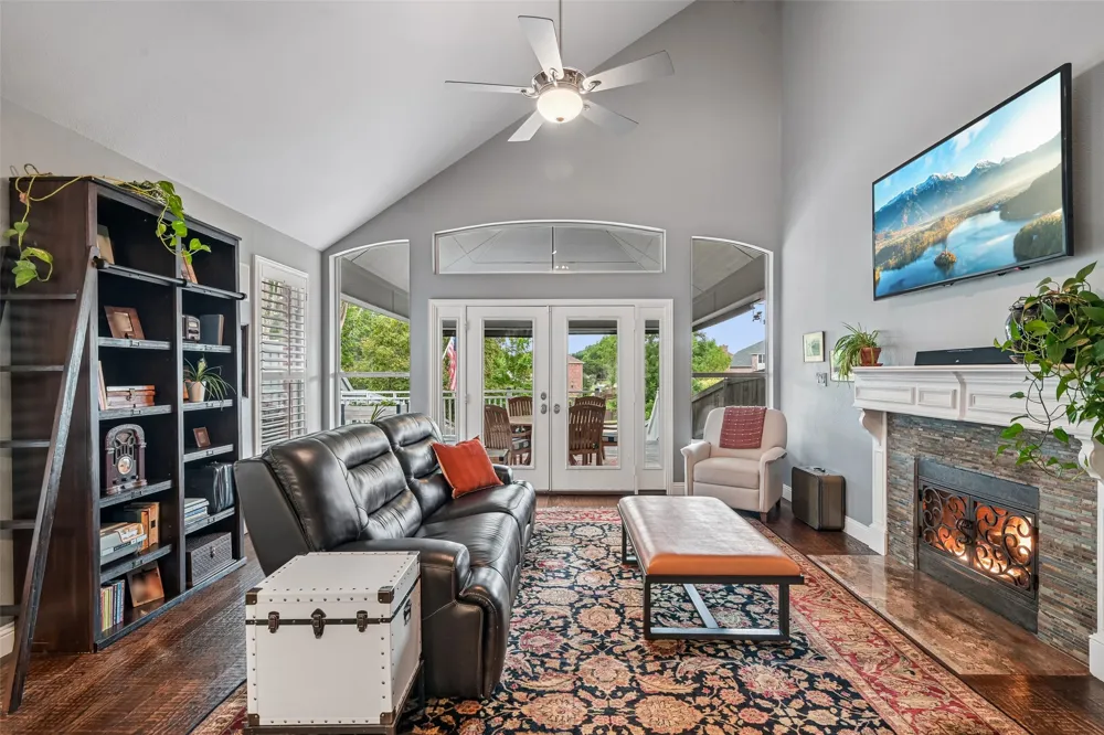 2928 Newport Drive Rockwall, TX 75032